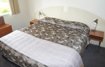 One-Bedroom Spa Bath Unit