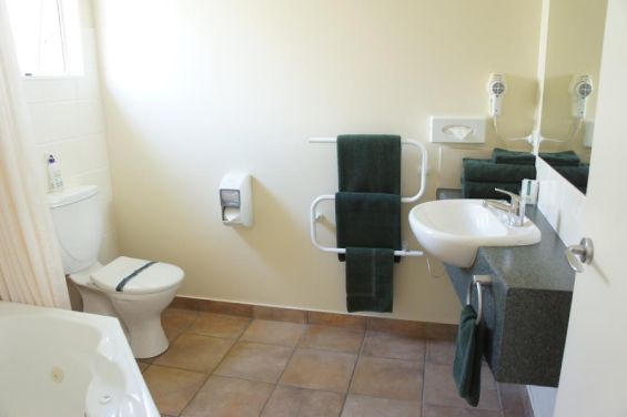 Studio Spa - bathroom