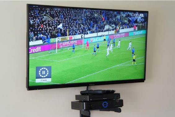 One-Bedroom Access Unit - TV